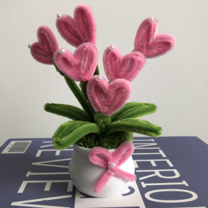 2 PCS * Handmade Pipe Cleaner Pink Love Heart Green Leaves with Flowers Potted Plant Artificial Simulation Flowers Indoor Home Desktop Party Wedding Decor 